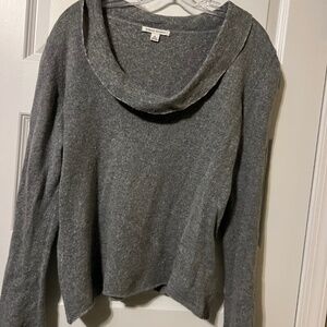 Banana Republic gray women's sweater